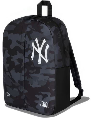 Lids New York Yankees Dooney & Bourke Game Day Shopper Purse | CoolSprings  Galleria